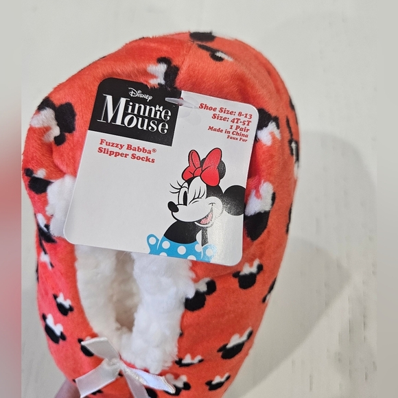 Disney Minnie Mouse Fuzzy Faux Fur Slipper socks with White Bow. NWT. *2 PAIRS* - Picture 6 of 7